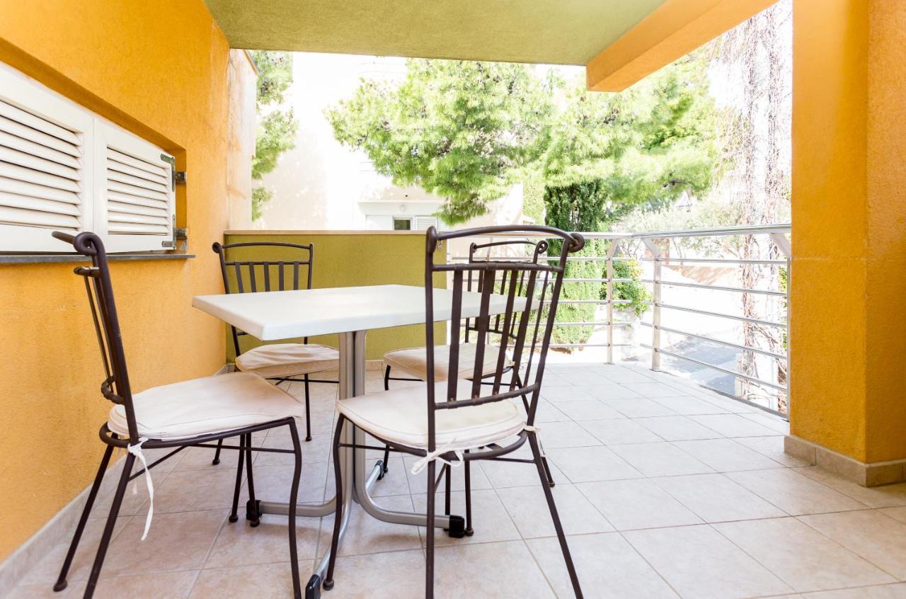 Aga Beach Suites Omiš Kültér fotó