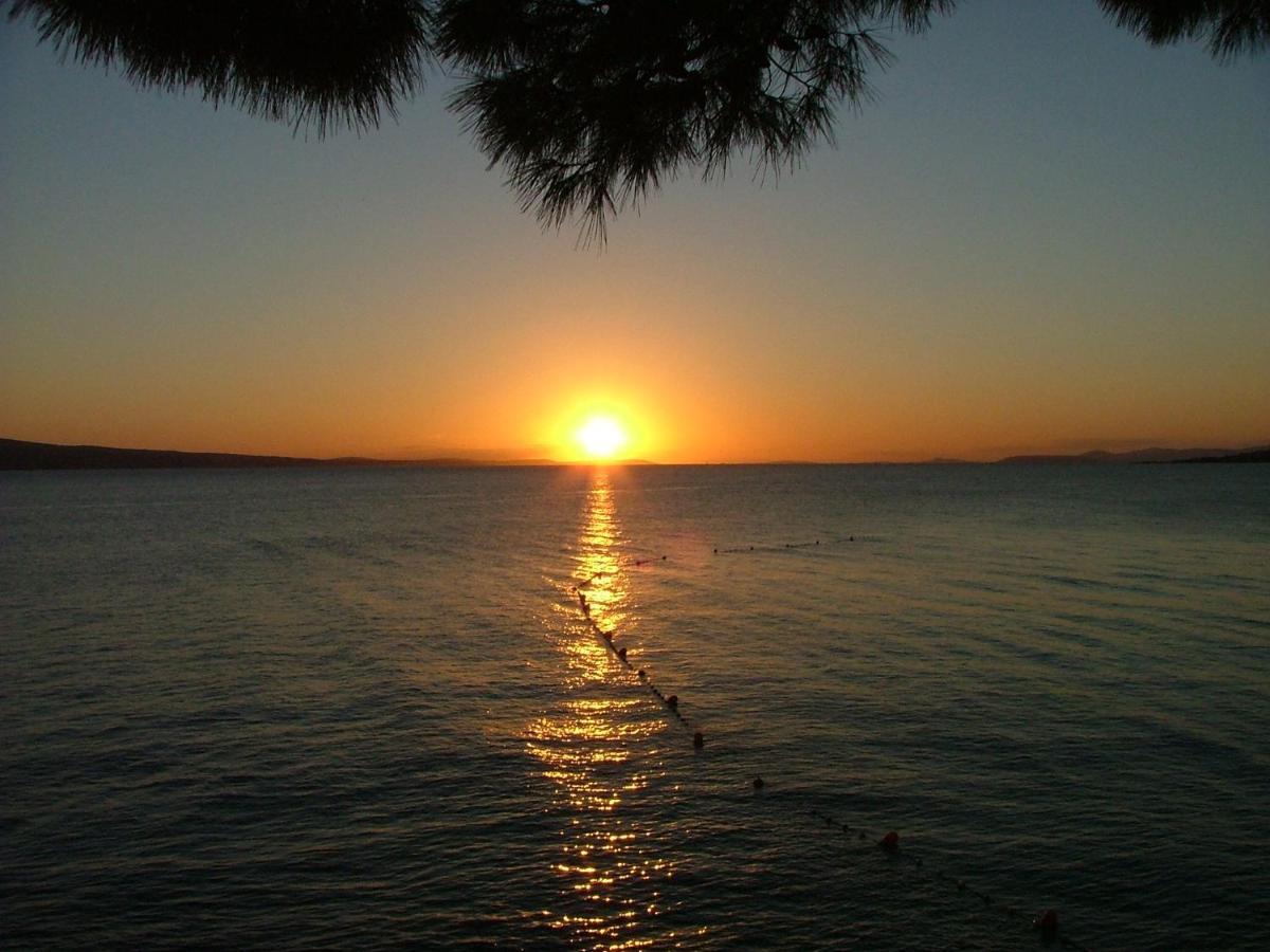 Aga Beach Suites Omiš Kültér fotó