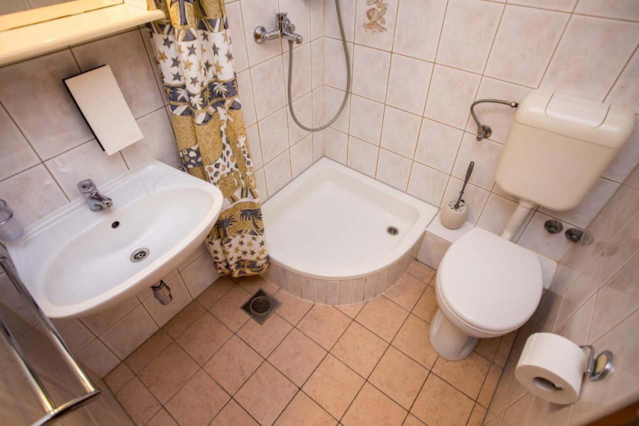 Aga Beach Suites Omiš Kültér fotó